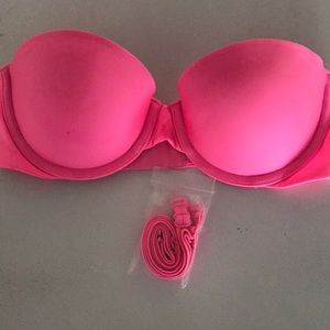 NWOT STRAPLESS VS VICTORIA'S SECRET BRA SZ 32B